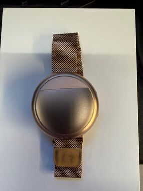 Rose Gold Embr Wave 2 wearable for night sweats and menopause symptom relief